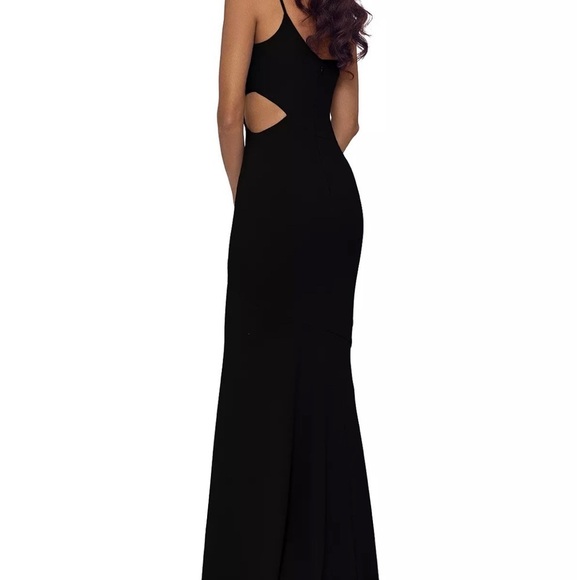 AQUA
Scuba Crepe One-Shoulder Dress - 100% Exclusive Black Size 4 form fitting - Picture 2 of 12